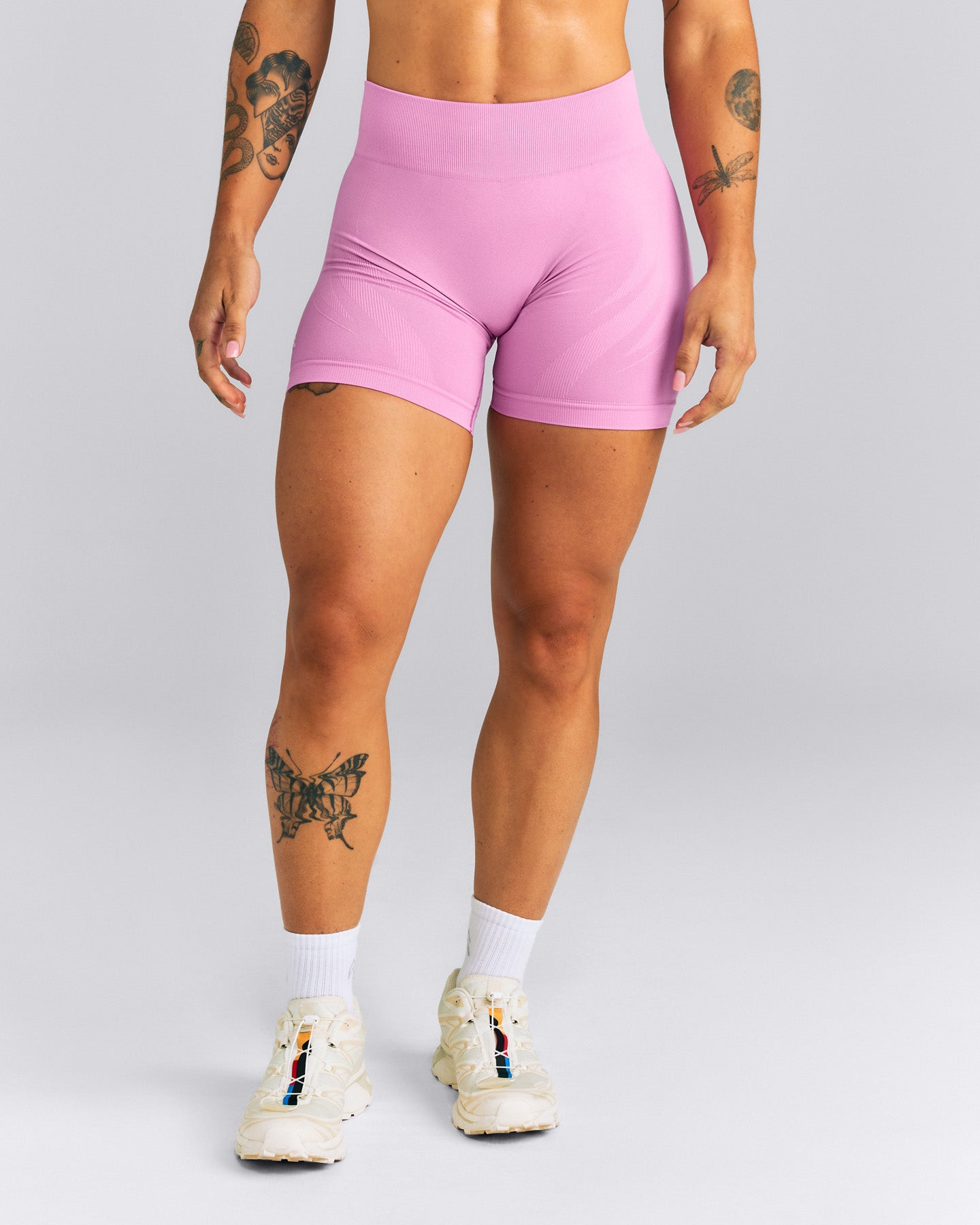 EnhanceLift™ Seamless Mid Rise Shorts | Rose Pink
