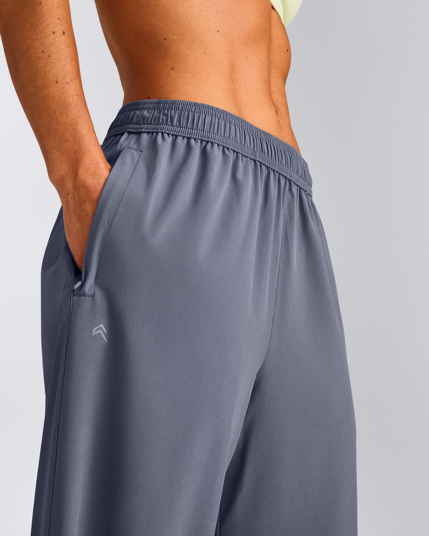 AirMove™ Straight Leg Leggings | Granite Blue
