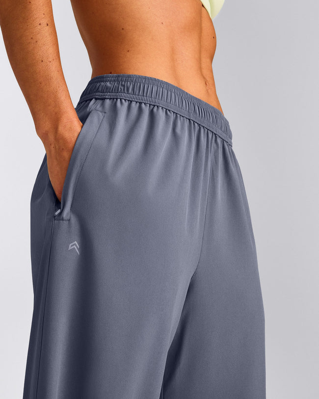 AirMove™ Straight Leg Leggings | Granite Blue