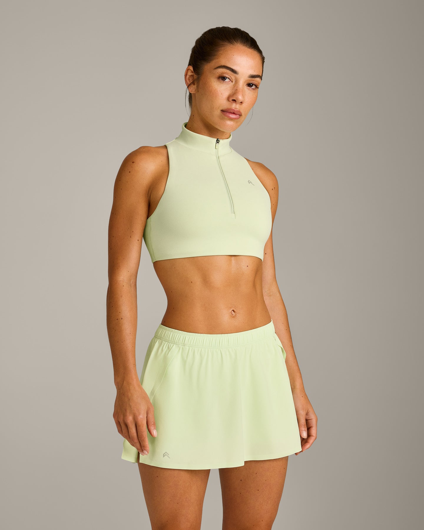 EasyLift™ Zip High Neck Sports Bra New Branding | Meadow Mist Green