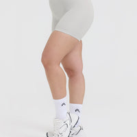 Timeless High Waisted Shorts 6" | Light Grey