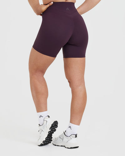 UnifiedMove™ High Waisted Shorts 6" | Blackberry Purple