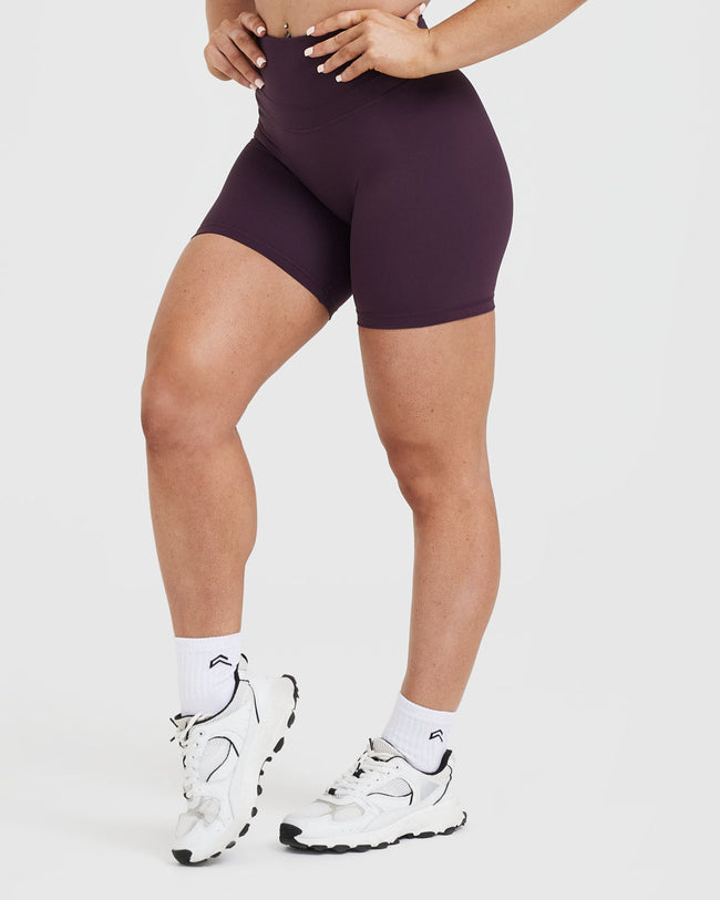 UnifiedMove™ High Waisted Shorts 6" | Blackberry Purple
