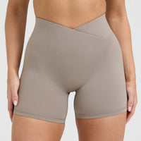 UnifiedMove™ Wrap Shorts 6" | Minky