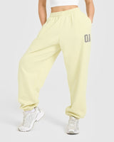Foundations Oversized Oner 25 Joggers | Pastel Yellow