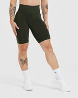 Effortless Seamless Cycling Shorts with White Logo | Khaki