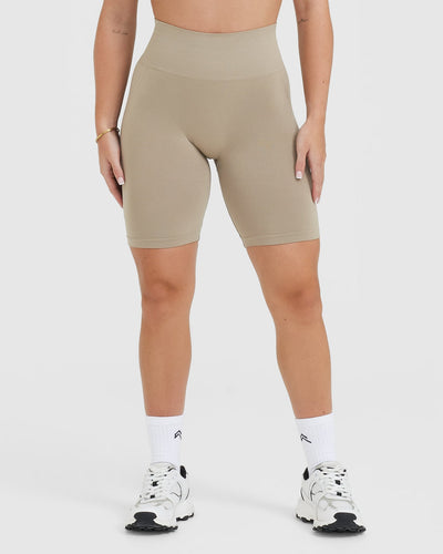 Effortless Seamless Cycling Shorts | Washed Sandstone