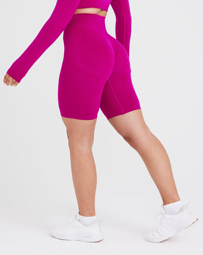 EffortlessLift™ Seamless Cycling Shorts with White Logo | Fuchsia